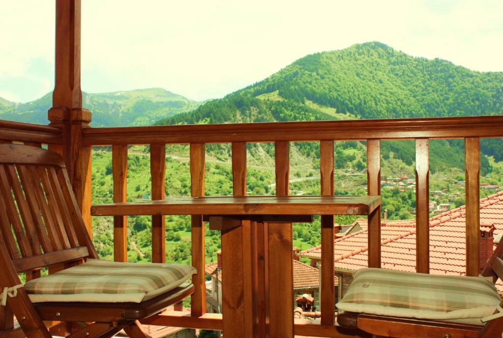 Archontiko Metsovou Luxury Boutique Hotel Room photo