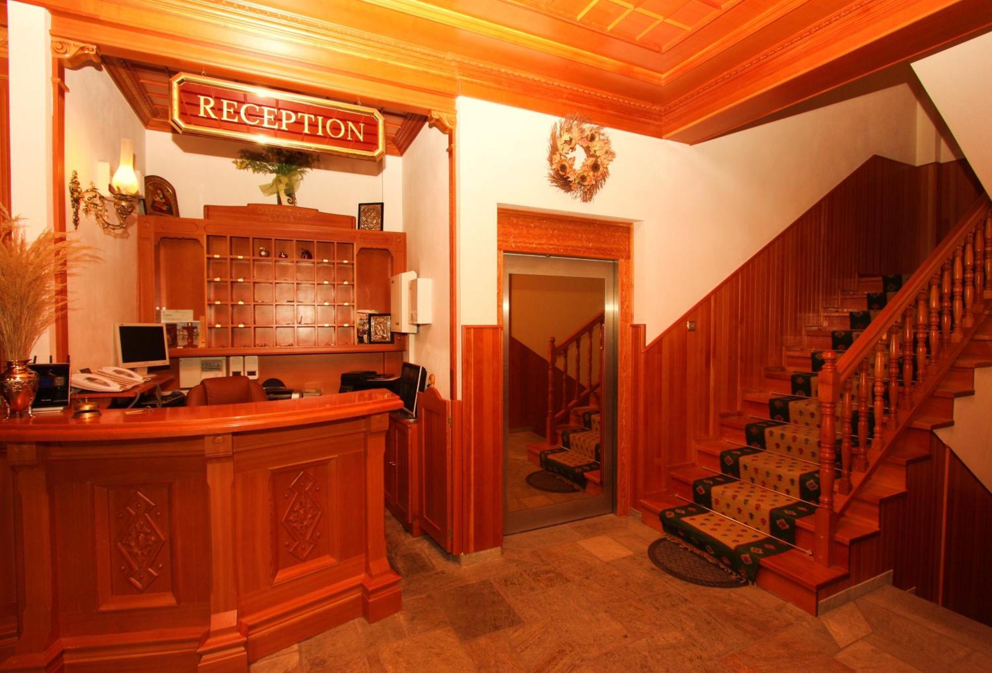 Archontiko Metsovou Luxury Boutique Hotel Exterior photo