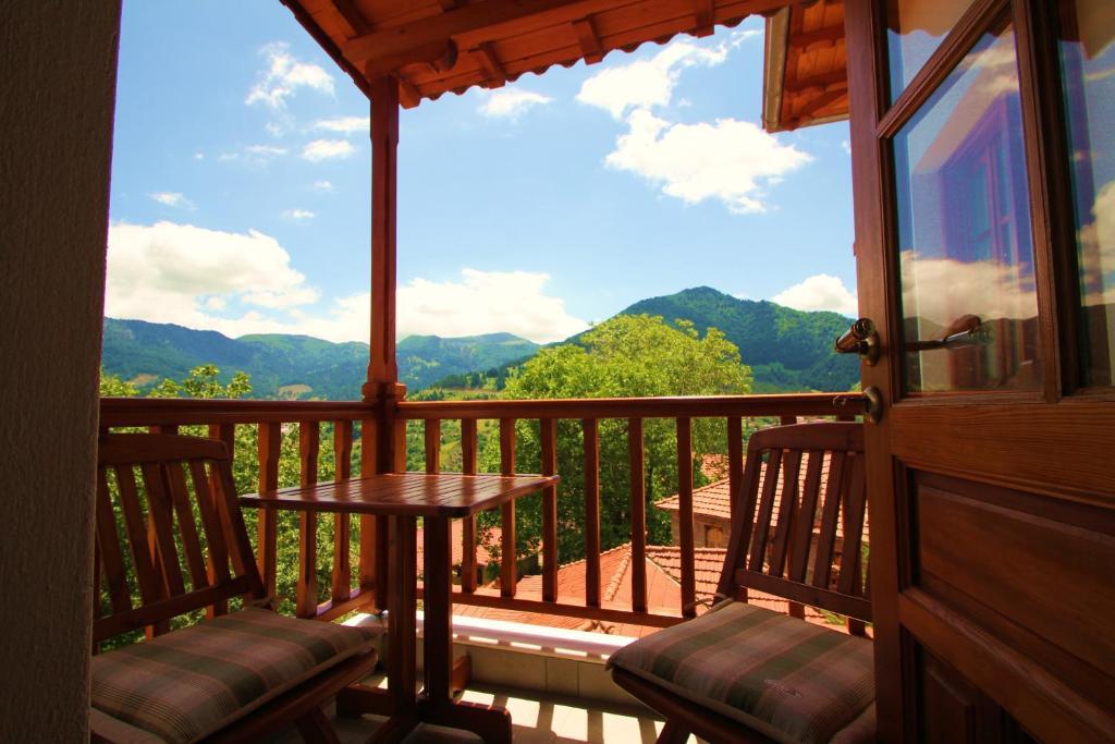 Archontiko Metsovou Luxury Boutique Hotel Room photo